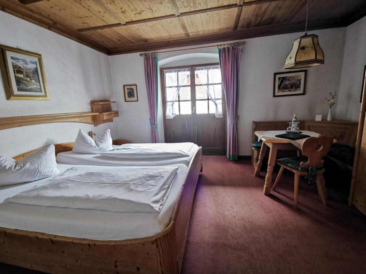 Gasthof & Hotel Zur Post Wallgau Eksteriør bilde