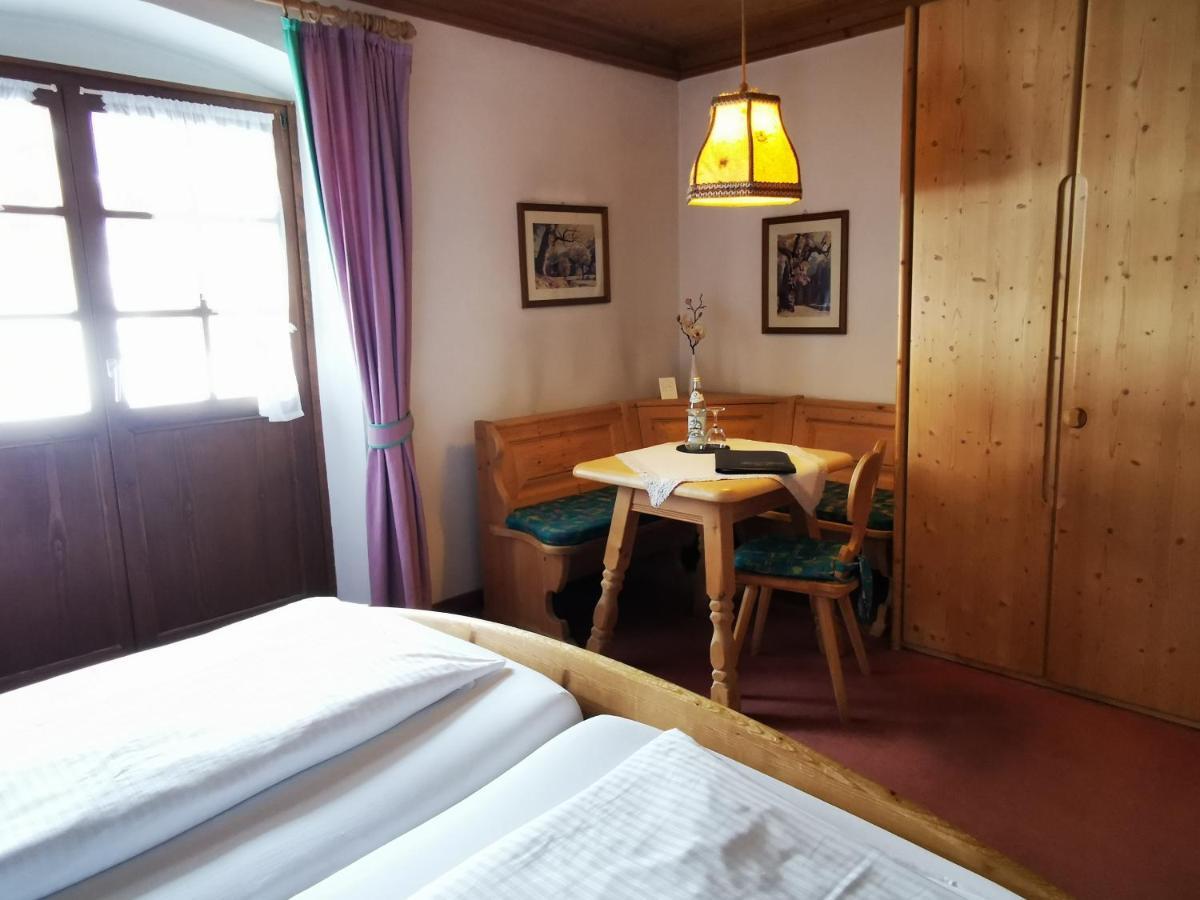 Gasthof & Hotel Zur Post Wallgau Eksteriør bilde